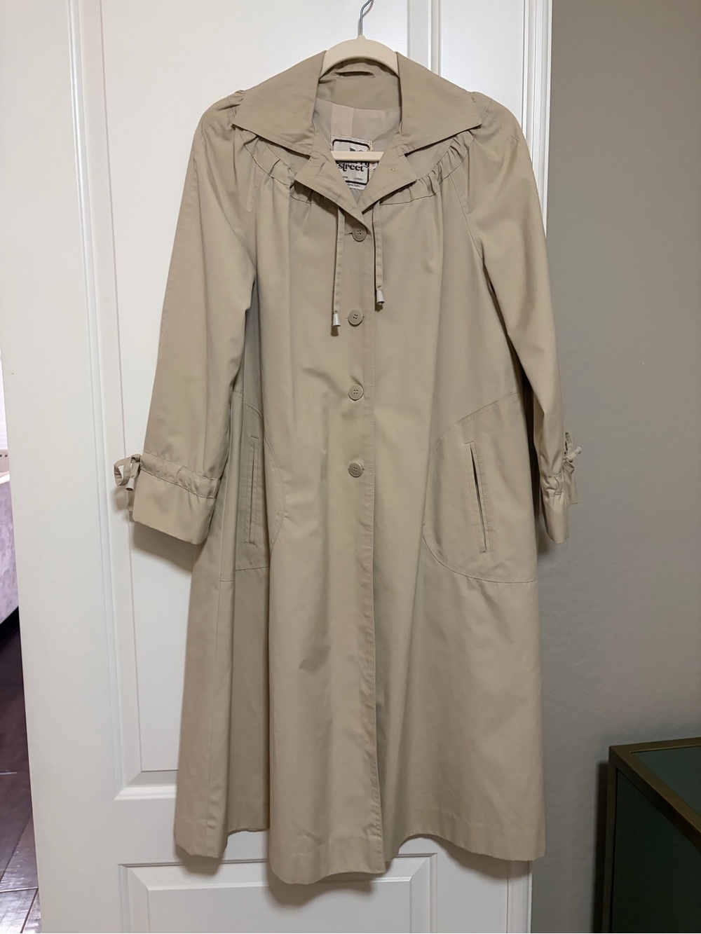 🌦️☔️Vintage 80s 90s Mulberry Street Feminine & Sporty Trench Coat⛈️☔️